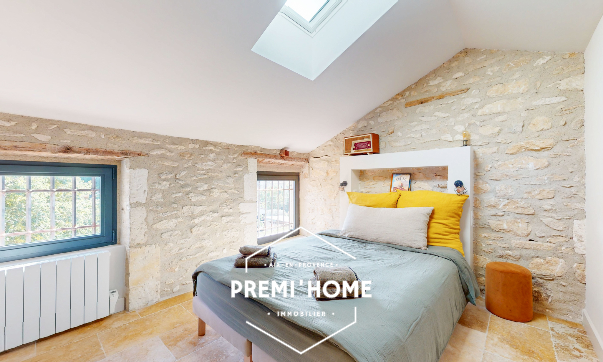 4 PIÈCES 90 M2 MAISON  EN R+2 AVEC TERRASSE SAINT-RÉMY DE PR - Premi'home Agence immobilière Aix En Provence