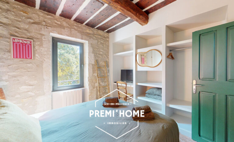 4 PIÈCES 90 M2 MAISON  EN R+2 AVEC TERRASSE SAINT-RÉMY DE PR - Premi'home Agence immobilière Aix En Provence