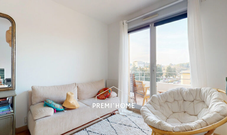A VENDRE T2 DERNIER ETAGE AIX SUD - Premi'home Agence immobilière Aix En Provence