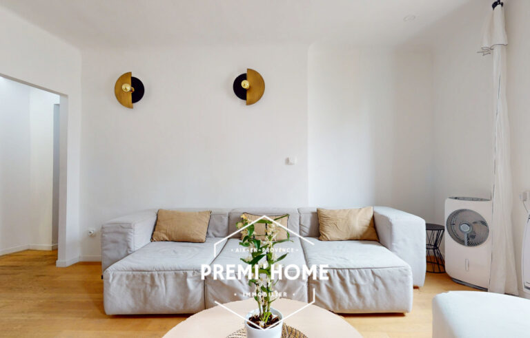 T3 RENOVE A VENDRE CENTRE HISTORIQUE AIX EN PROVENCE - Premi'home Agence immobilière Aix En Provence