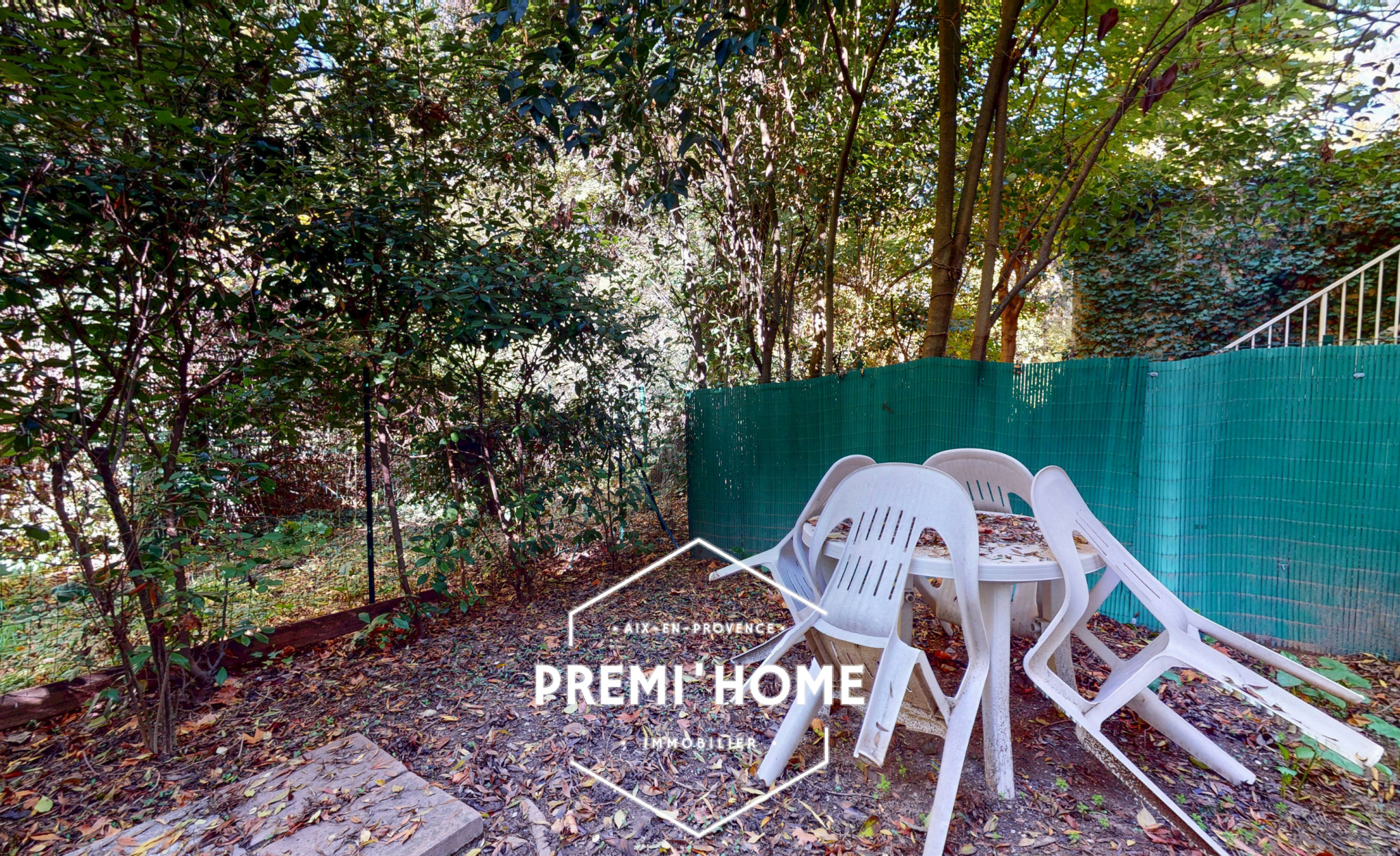 STUDIO AVEC JARDIN A VENDRE AIX LA TORSE - Premi'home Agence immobilière Aix En Provence