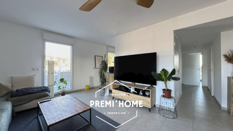 T4 AVEC TERRASSE DE 150m2 ET BOX A AIX - Premi'home Agence immobilière Aix En Provence